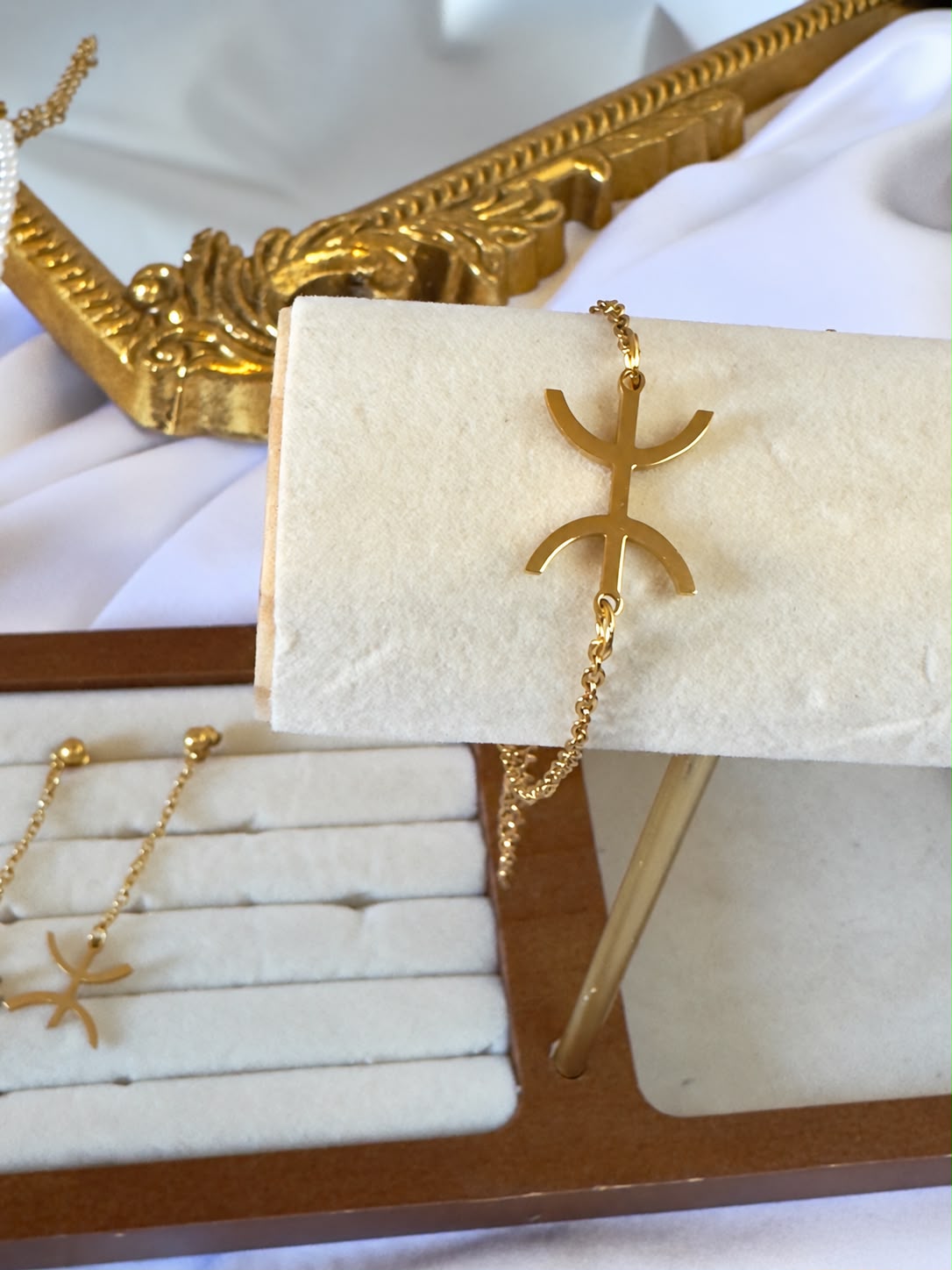 Azrar